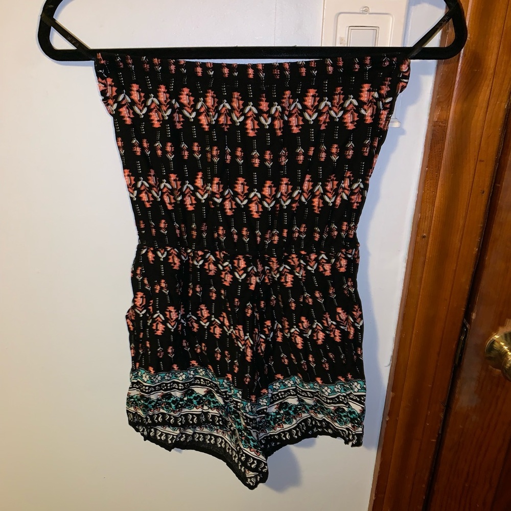 Strapless romper